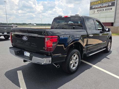 Used 2025 Ford F150 XLT w/ Equipment Group 301A Standard AWD/4WD image 17