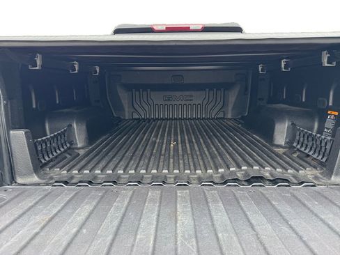 Used 2024 GMC Sierra 1500 Elevation image 14