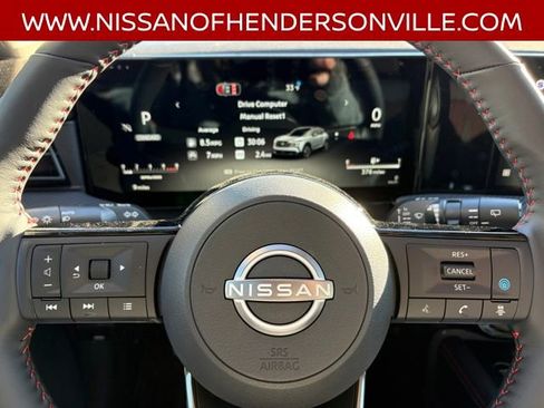 New 2026 Nissan Kicks SR w/ SR Premium Package FWD image 17