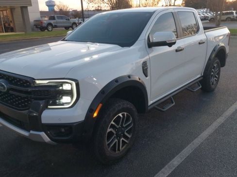 Certified 2024 Ford Ranger Lariat w/ FX4 Off-Road Package image 2