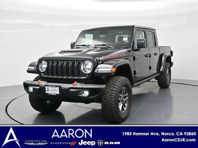 New 2025 Jeep Gladiator Mojave