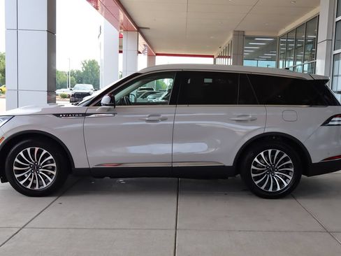 Used 2021 Lincoln Aviator Reserve w/ Equipment Group 201A RWD image 4
