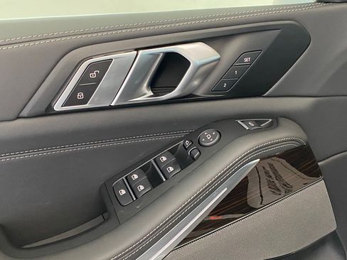 New 2026 BMW X5 xDrive50e w/ Premium Package image 23