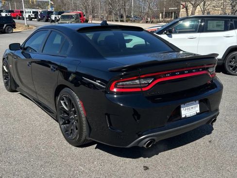 Used 2018 Dodge Charger R/T Scat Pack w/ Dynamics Package image 2