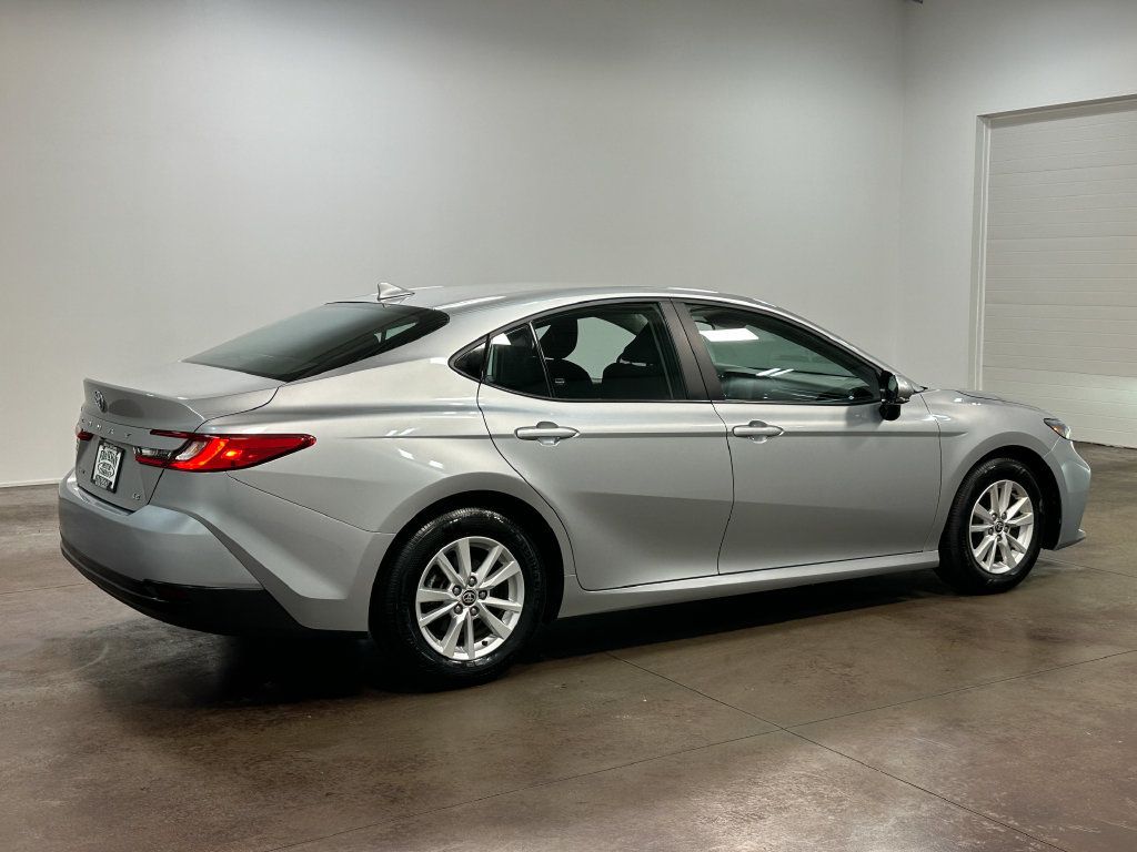 Used 2025 Toyota Camry LE FWD image 25
