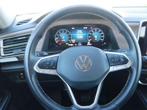 Used 2024 Volkswagen Atlas SE image 20