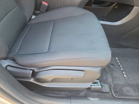 Used 2024 Hyundai Santa Fe SE AWD/4WD image 45