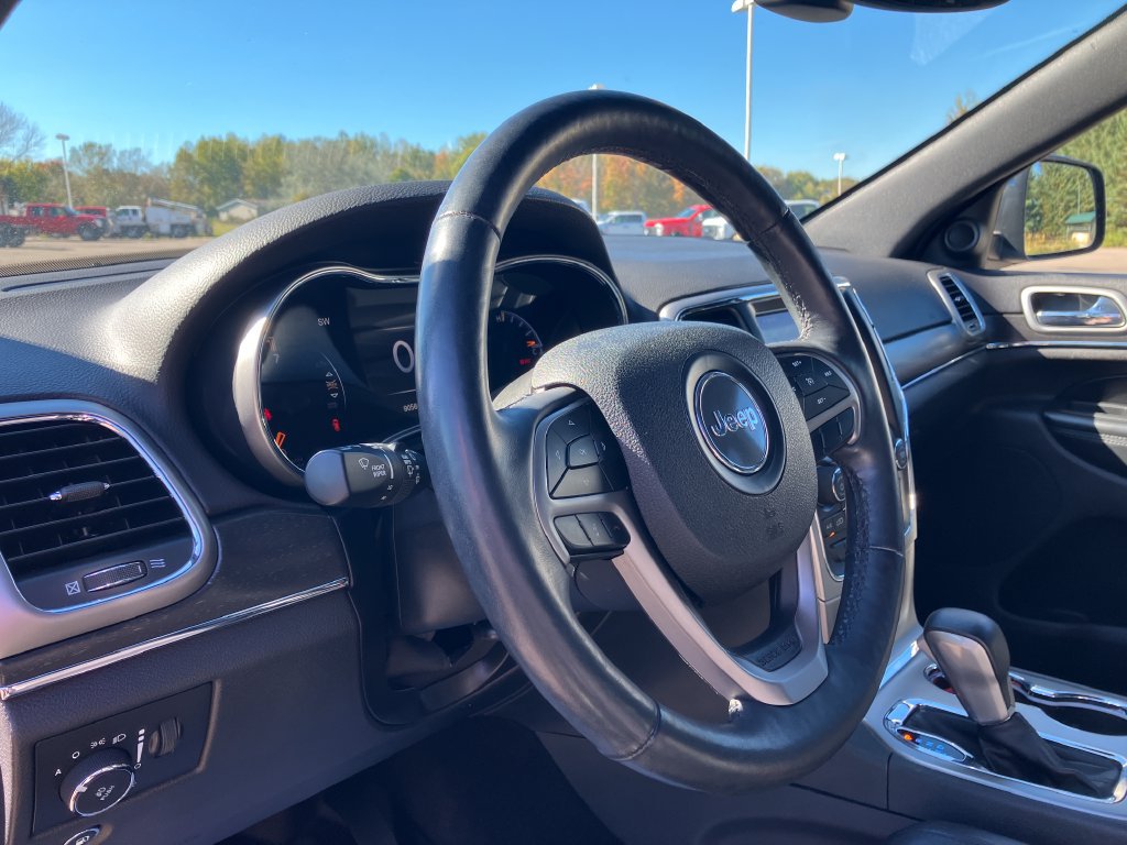 Used 2018 Jeep Grand Cherokee Limited AWD/4WD image 17