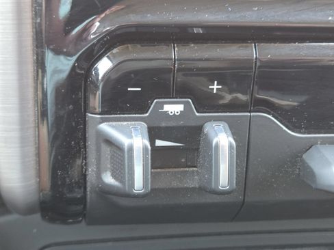 Used 2019 RAM 1500 Limited RWD image 13