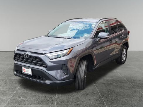 Certified 2025 Toyota RAV4 XLE AWD/4WD image 3