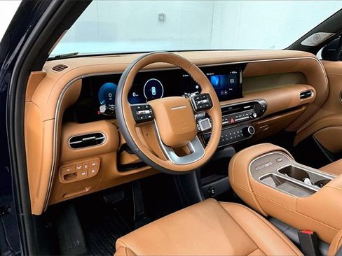 Used 2026 Hyundai Palisade Calligraphy image 14