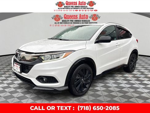 Used 2022 Honda HR-V Sport image 2