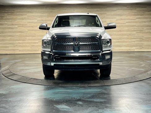 Used 2015 RAM 3500 Laramie w/ Cold Weather Group AWD/4WD image 9
