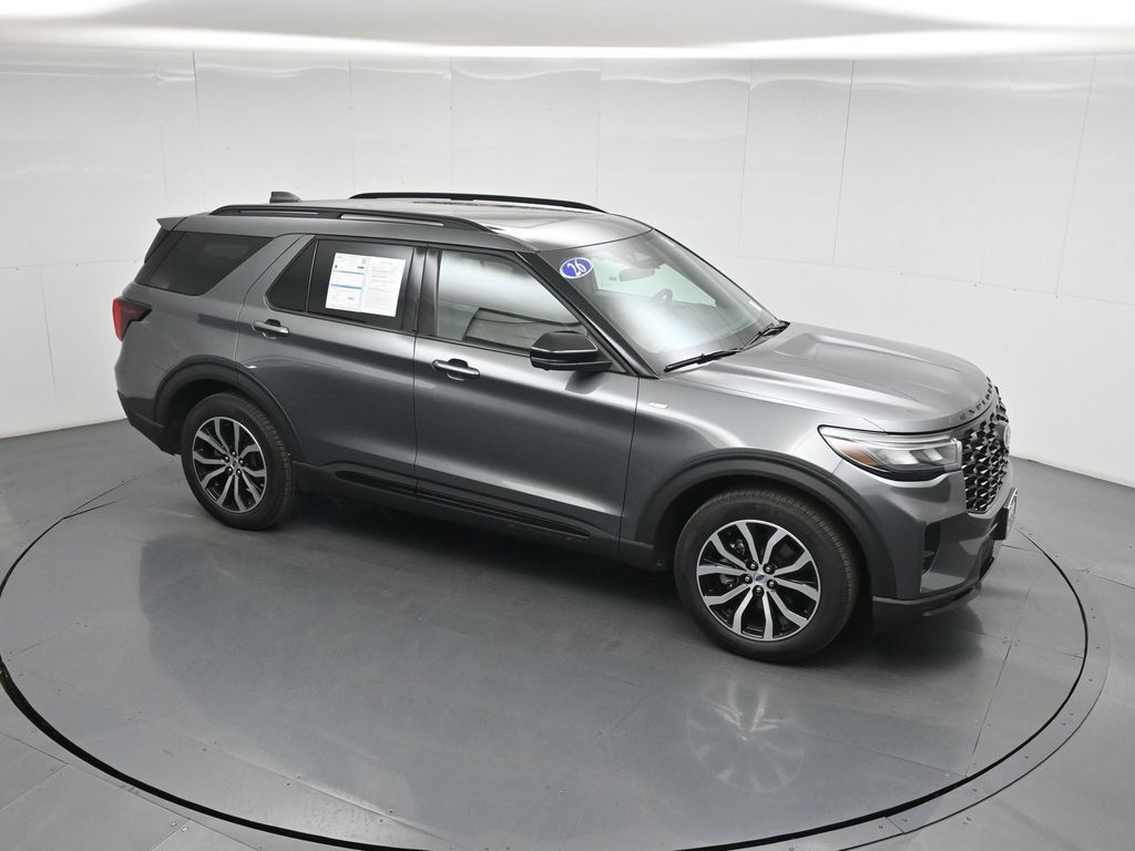 Certified 2026 Ford Explorer ST-Line AWD/4WD image 38