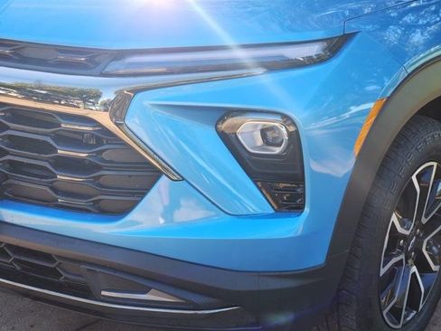 Used 2025 Chevrolet TrailBlazer ACTIV w/ Driver Confidence Package image 17