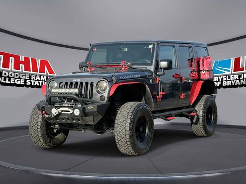 Used 2016 Jeep Wrangler Unlimited Rubicon w/ Connectivity Group AWD/4WD image 1