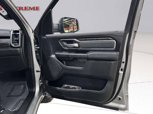 Used 2019 RAM 1500 Big Horn AWD/4WD image 39