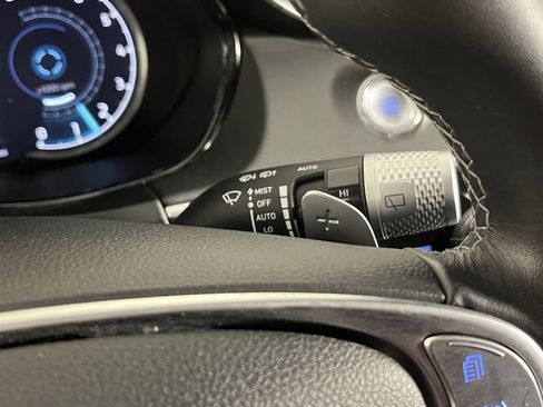 Used 2025 Genesis GV70 2.5T image 24