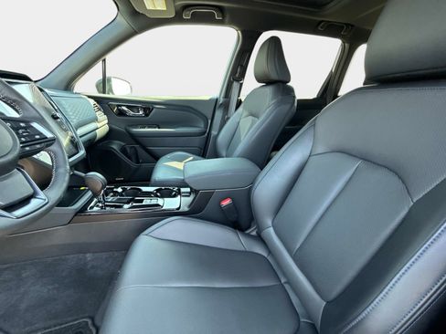 Used 2026 Subaru Forester Limited AWD/4WD image 23