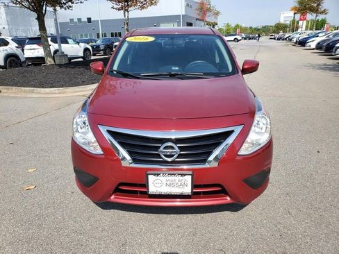 Used 2016 Nissan Versa SV image 10