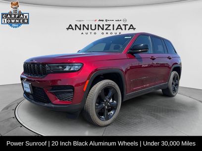 Used 2023 Jeep Grand Cherokee Altitude