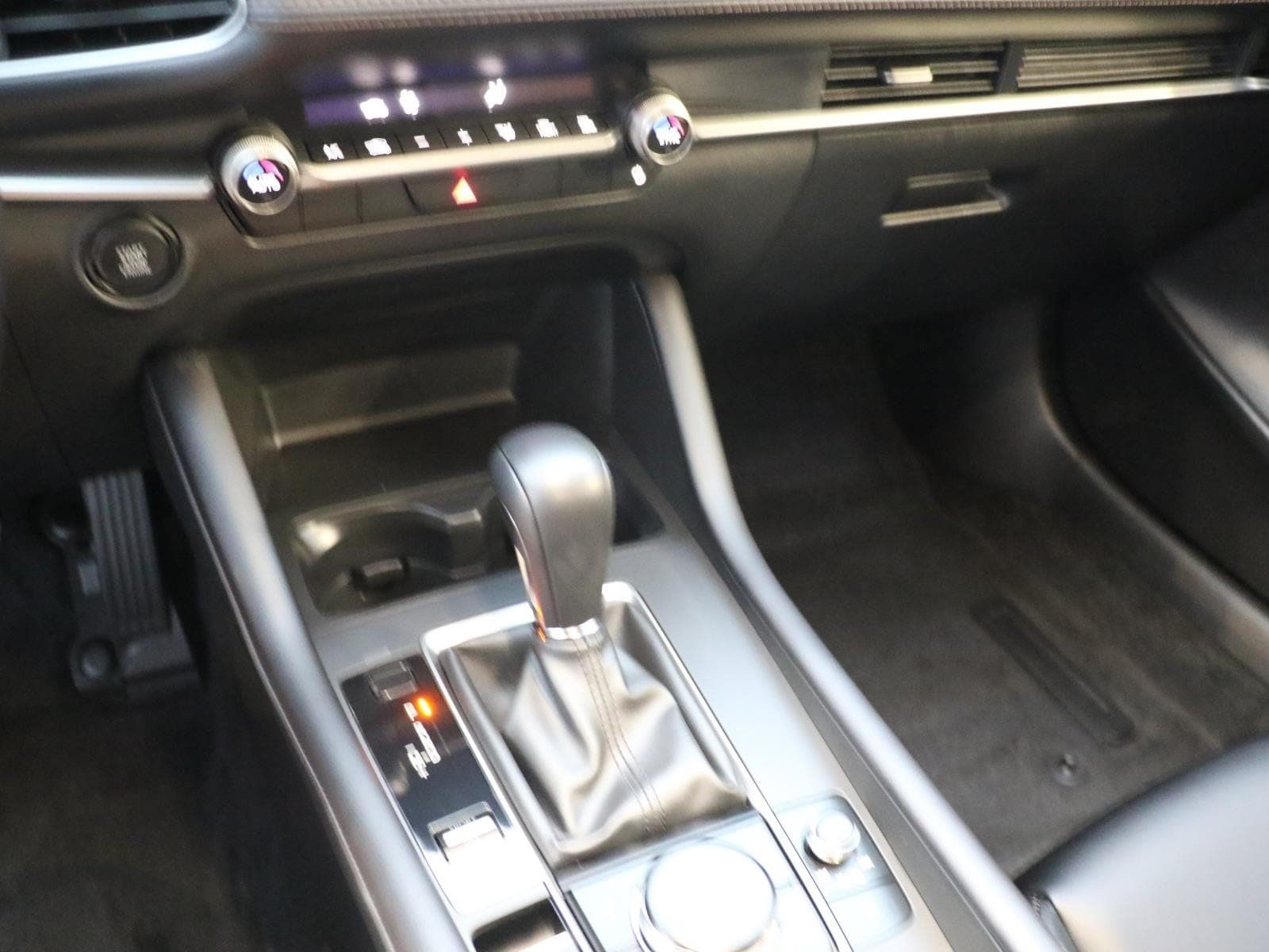 Certified 2026 MAZDA MAZDA3 s Sport FWD image 14