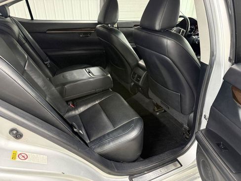 Used 2013 Lexus ES 350 w/ Luxury Pkg FWD image 27