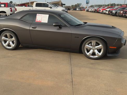 Used 2023 Dodge Challenger R/T w/ Blacktop Package image 3