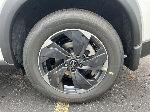 New 2026 Nissan Rogue SV w/ Cold Weather Package image 10