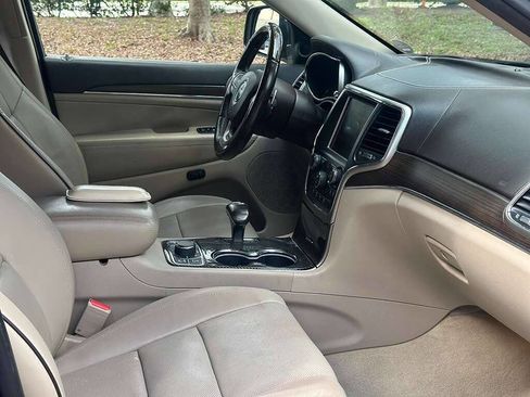 Used 2014 Jeep Grand Cherokee Overland w/ Advanced Technology Group image 12