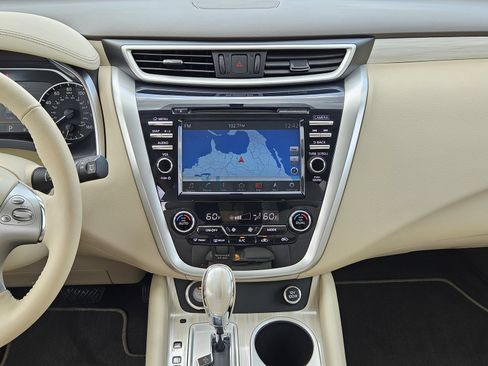 Used 2016 Nissan Murano SV FWD image 18