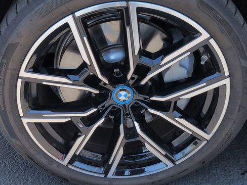 Used 2024 BMW i4 eDrive35 w/ M Sport Package RWD image 13