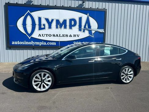 Used 2020 Tesla Model 3 Standard Range Plus RWD image 1