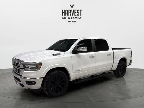 Used 2022 RAM 1500 Laramie AWD/4WD image 1