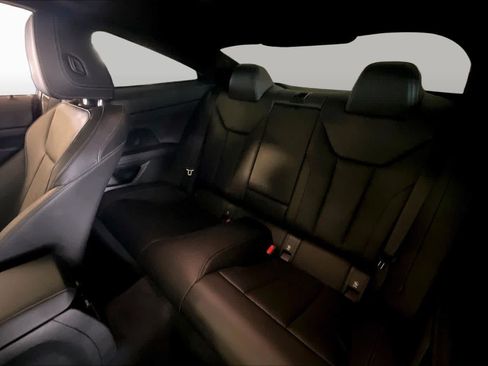 Used 2024 BMW M440i Coupe w/ Premium Package RWD image 19