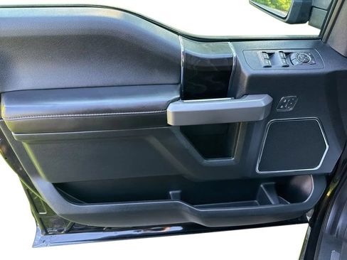 Used 2019 Ford F150 Platinum w/ Equipment Group 701A Luxury AWD/4WD image 11
