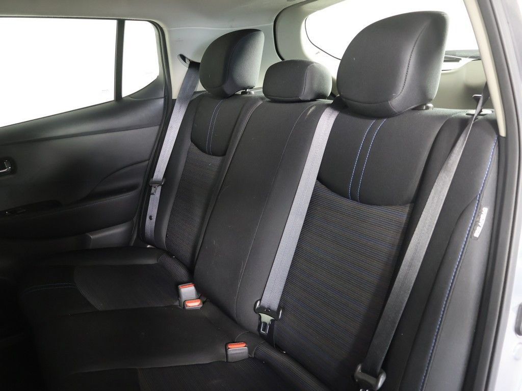 Used 2022 Nissan Leaf SV Plus FWD image 29