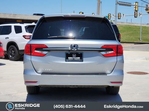 Used 2022 Honda Odyssey Elite image 6