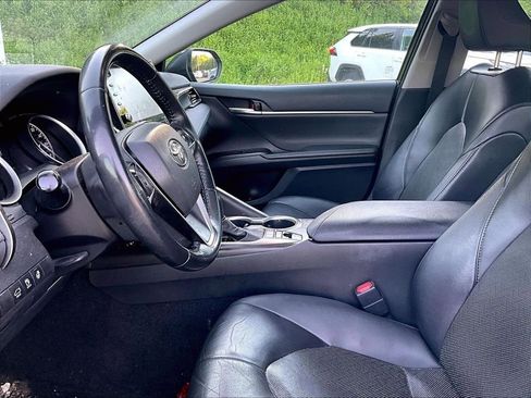 Used 2022 Toyota Camry XLE AWD/4WD image 4