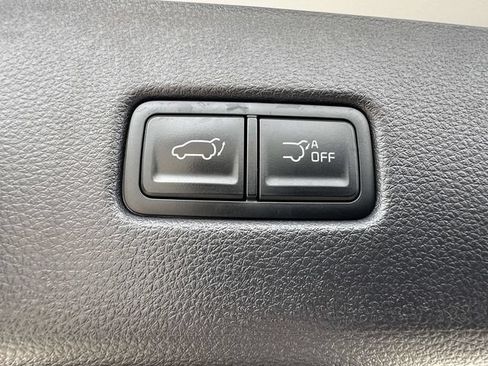 Used 2024 Kia Carnival SX FWD image 22