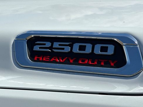 New 2024 RAM 2500 Tradesman w/ Chrome Appearance Group AWD/4WD image 6