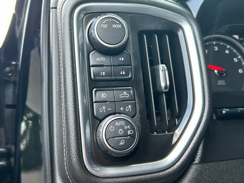 Used 2020 Chevrolet Silverado 1500 LTZ w/ LTZ Premium Package AWD/4WD image 25