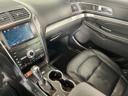 Used 2019 Ford Explorer Sport AWD/4WD image 30