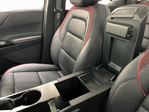 Certified 2025 Chevrolet Equinox RS w/ Safety and Technology Package FWD image 35