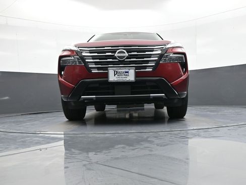 Used 2026 Nissan Rogue Platinum w/ Tech Package AWD/4WD image 27