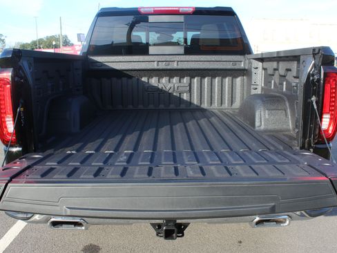 New 2026 GMC Sierra 1500 SLT w/ SLT Premium Plus Package image 10