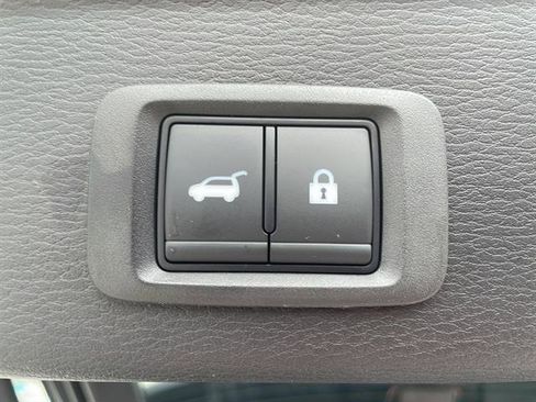 New 2025 Mitsubishi Outlander AWD image 14