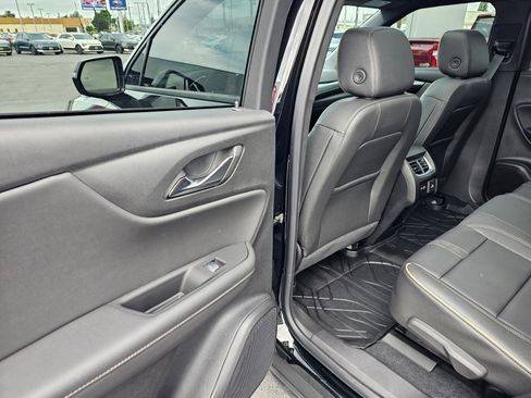 Used 2025 Chevrolet Blazer Premier w/ Driver Confidence II Package image 22