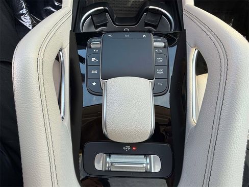 Used 2021 Mercedes-Benz GLS 450 4MATIC image 25