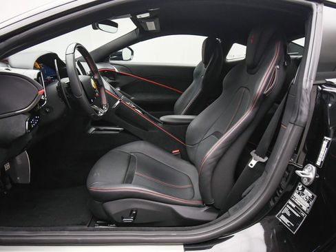 Used 2023 Ferrari Roma Nero Daytona image 19